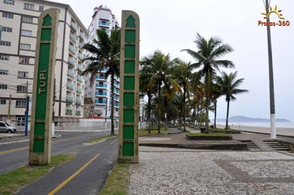 プライア・グランデApartamento A 100M Do Mar E 2 Minutos Da Praia Vila Tupi Na Praia Grandeアパートメント エクステリア 写真